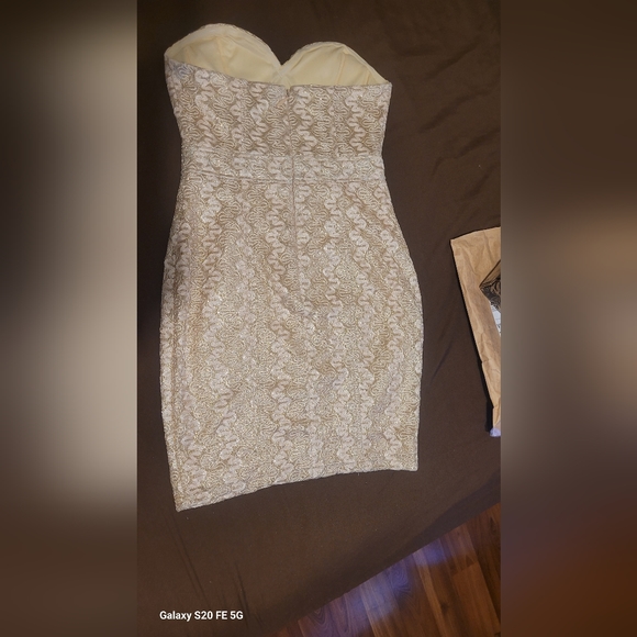 Forever 21 gold dress - Picture 3 of 3